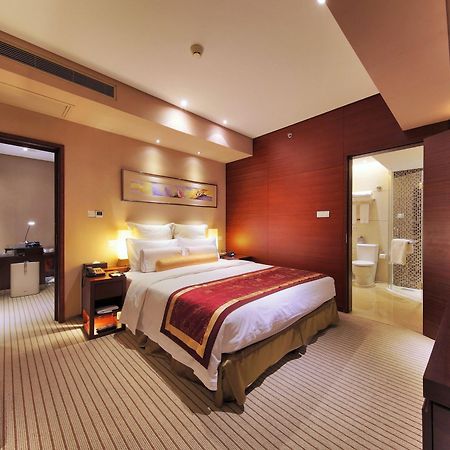 Ramada Plaza By Wyndham Shanghai Caohejing Hotel المظهر الخارجي الصورة