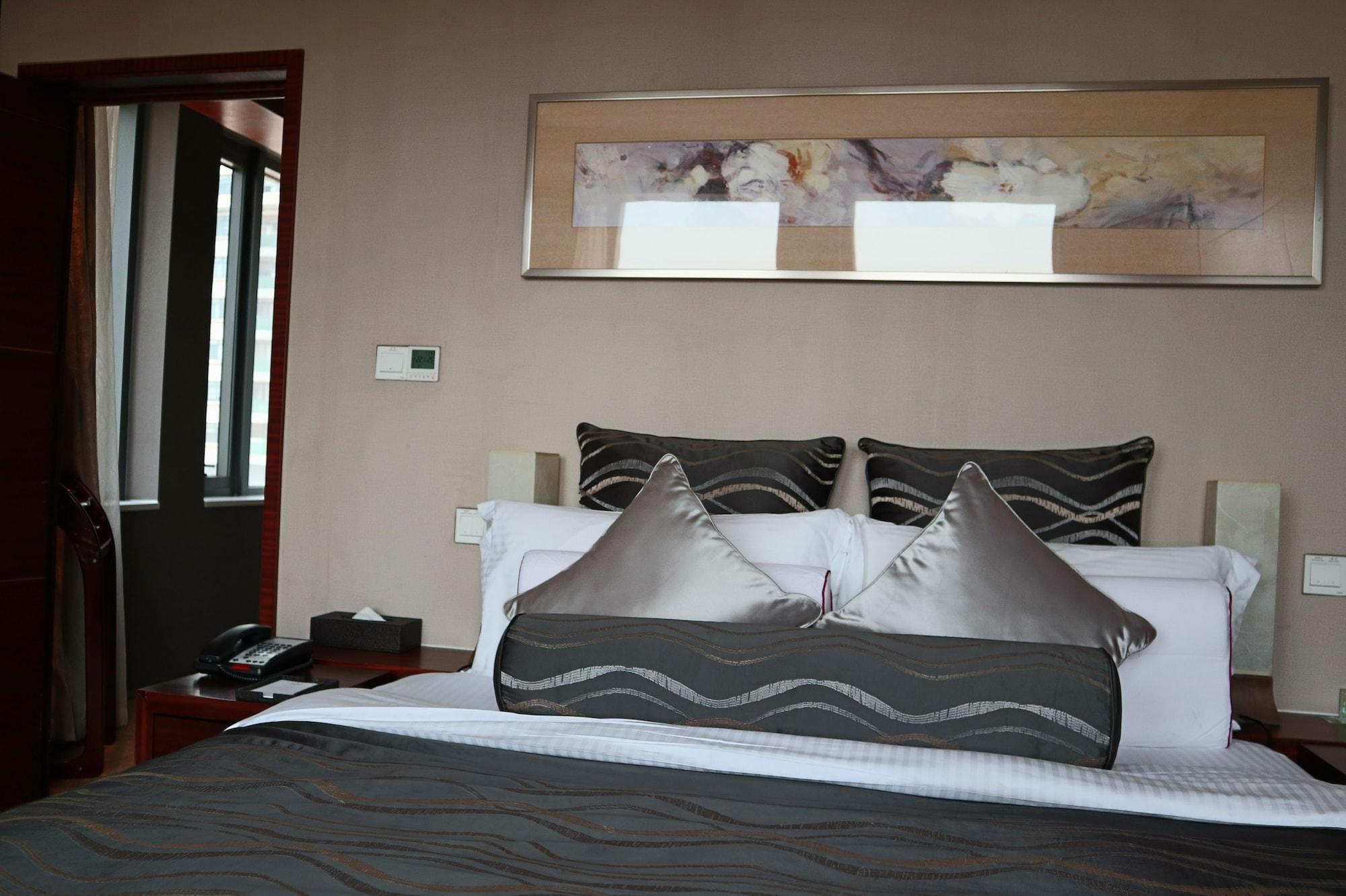 Ramada Plaza By Wyndham Shanghai Caohejing Hotel المظهر الخارجي الصورة