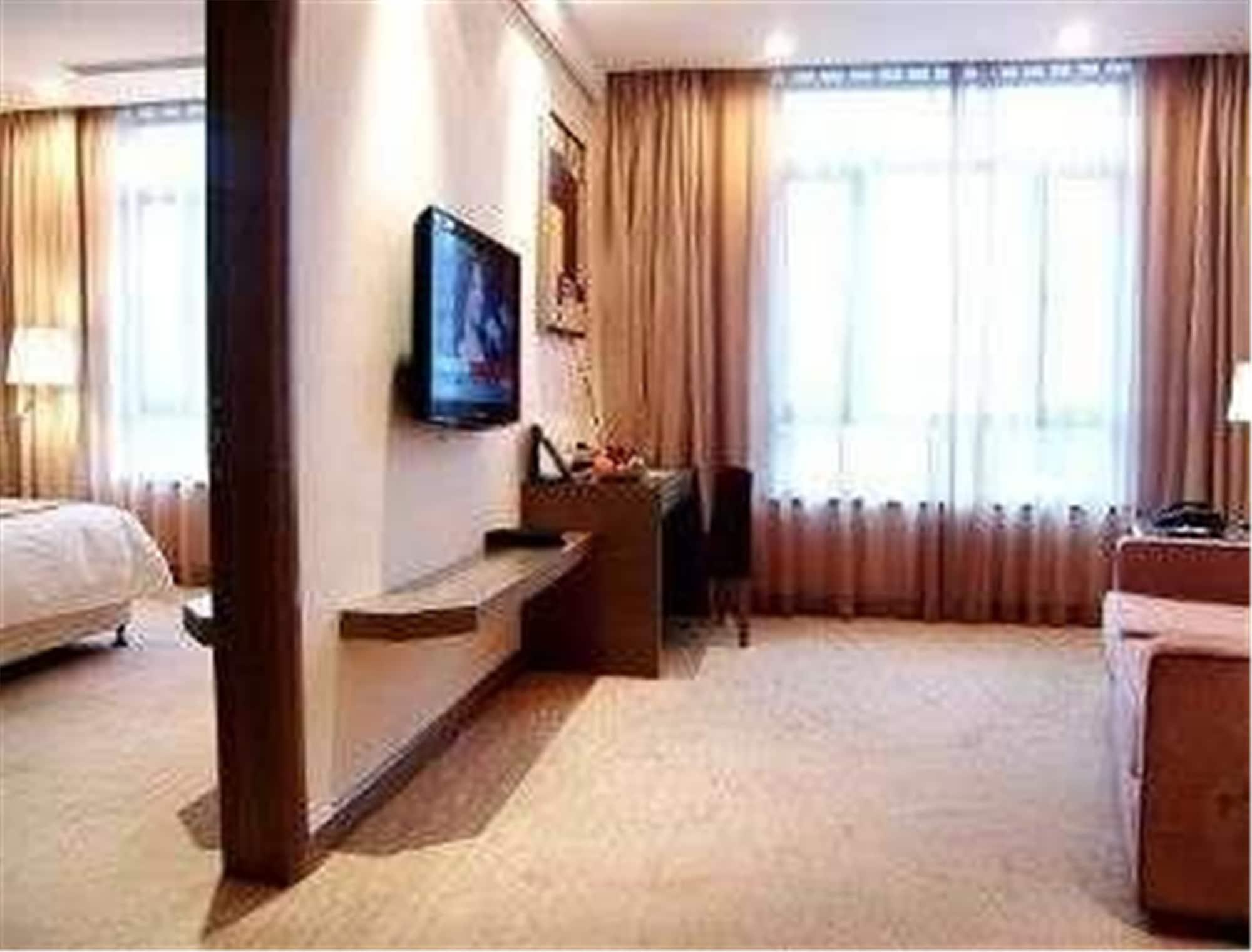Ramada Plaza By Wyndham Shanghai Caohejing Hotel المظهر الخارجي الصورة